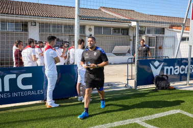 Fotos del primer entrenamiento de Osasuna en Tajonar, este miércoles 10 de julio.