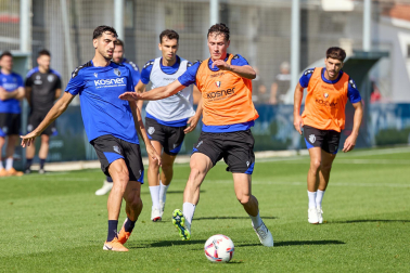 Fotos del primer entrenamiento de Osasuna en Tajonar, este miércoles 10 de julio.