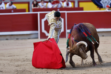 Alejandro Talavante, Daniel Luque y Juan Ortega lidiaron con toros de la ganadería Domingo Hernández este jueves 11 de julio