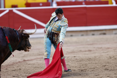 Alejandro Talavante, Daniel Luque y Juan Ortega lidiaron con toros de la ganadería Domingo Hernández este jueves 11 de julio