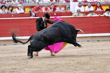 Alejandro Talavante, Daniel Luque y Juan Ortega lidiaron con toros de la ganadería Domingo Hernández este jueves 11 de julio