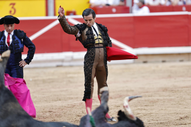 Alejandro Talavante, Daniel Luque y Juan Ortega lidiaron con toros de la ganadería Domingo Hernández este jueves 11 de julio