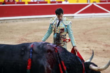 Alejandro Talavante, Daniel Luque y Juan Ortega lidiaron con toros de la ganadería Domingo Hernández este jueves 11 de julio