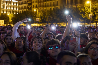 Concierto de Belén Aguilera en la Plaza del Castillo.