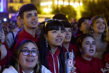 Concierto de Belén Aguilera en la Plaza del Castillo.