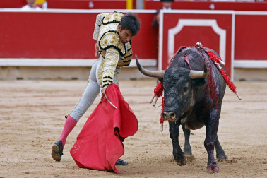 Imágenes de la corrida de José Escolar