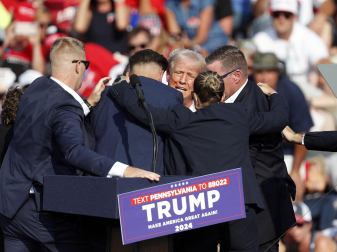 Imágenes del atentado contra Trump durante un mitin. |