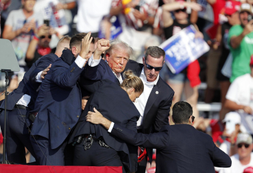 Imágenes del atentado contra Trump durante un mitin. |