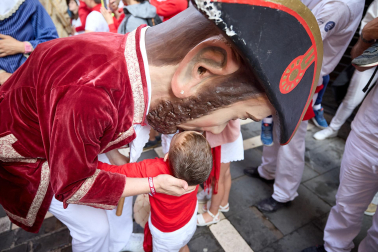 Salida de la Comparsa de Gigantes y Cabezudos este domingo 14 de julio.