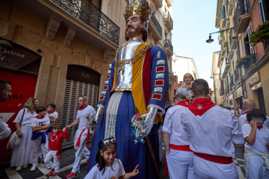 Salida de la Comparsa de Gigantes y Cabezudos este domingo 14 de julio.