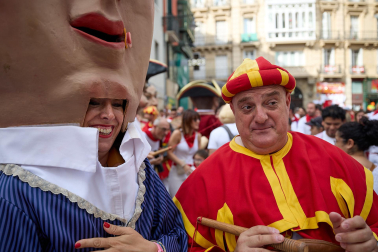 Salida de la Comparsa de Gigantes y Cabezudos este domingo 14 de julio.