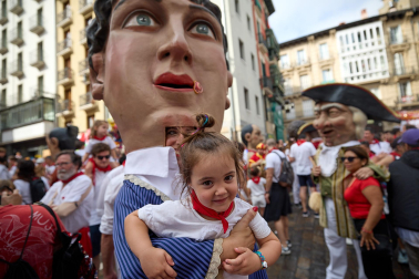 Salida de la Comparsa de Gigantes y Cabezudos este domingo 14 de julio.