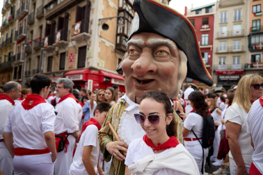 Salida de la Comparsa de Gigantes y Cabezudos este domingo 14 de julio.