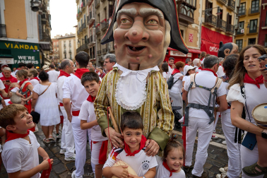 Salida de la Comparsa de Gigantes y Cabezudos este domingo 14 de julio.