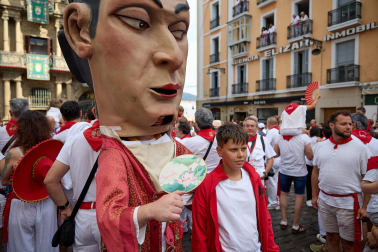 Salida de la Comparsa de Gigantes y Cabezudos este domingo 14 de julio.