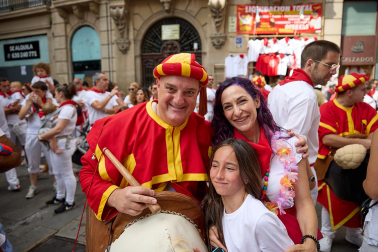Salida de la Comparsa de Gigantes y Cabezudos este domingo 14 de julio.