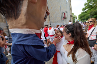 Salida de la Comparsa de Gigantes y Cabezudos este domingo 14 de julio.