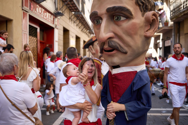 Salida de la Comparsa de Gigantes y Cabezudos este domingo 14 de julio.