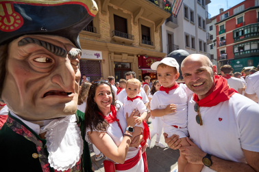 Salida de la Comparsa de Gigantes y Cabezudos este domingo 14 de julio.