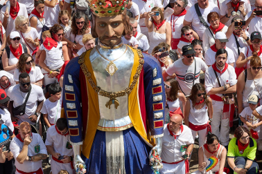 Salida de la Comparsa de Gigantes y Cabezudos este domingo 14 de julio.