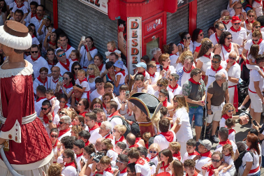 Salida de la Comparsa de Gigantes y Cabezudos este domingo 14 de julio.