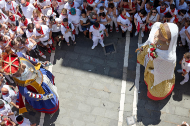 Salida de la Comparsa de Gigantes y Cabezudos este domingo 14 de julio.