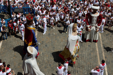 Salida de la Comparsa de Gigantes y Cabezudos este domingo 14 de julio.
