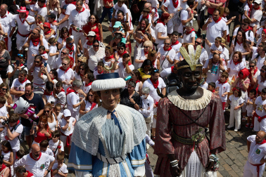 Salida de la Comparsa de Gigantes y Cabezudos este domingo 14 de julio.