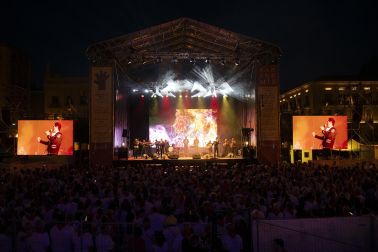 Fotos del concierto de Los Tenampas el 14 de julio en San Fermín./
