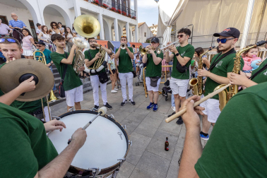 Imágenes del inicio de las fiestas de Irurtzun