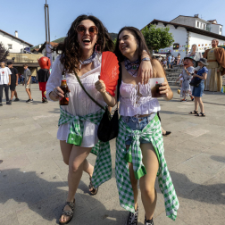 Imágenes del inicio de las fiestas de Irurtzun