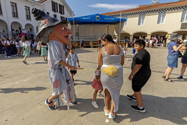 Imágenes del inicio de las fiestas de Irurtzun