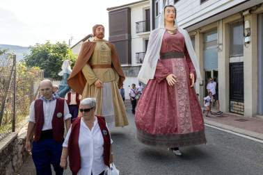 Imágenes del inicio de las fiestas de Irurtzun