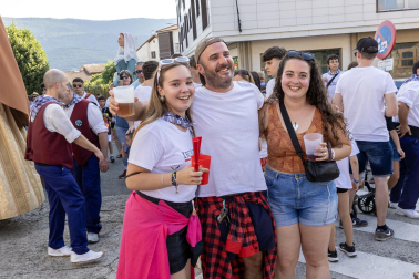 Imágenes del inicio de las fiestas de Irurtzun