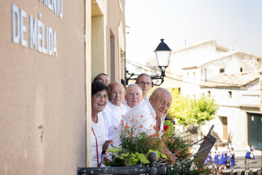 Fotos del cohete de las fiestas de Mélida. /
