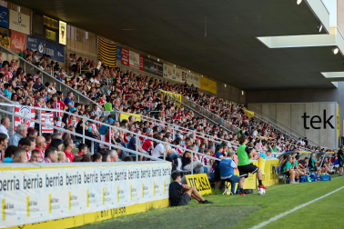 Fotos del partido entre Athletic y Osasuna en la Euskal Herriko Txapela en Barakaldo