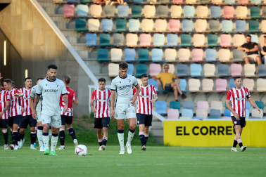 Fotos del partido entre Athletic y Osasuna en la Euskal Herriko Txapela en Barakaldo