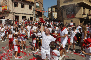 Cohete de inicio de las fiestas de Funes 2024.