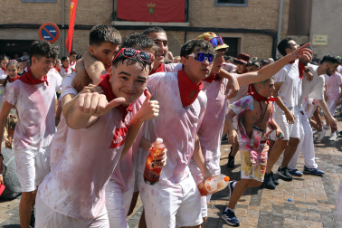 Cohete de inicio de las fiestas de Funes 2024.