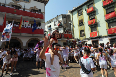 Cohete de inicio de las fiestas de Funes 2024.