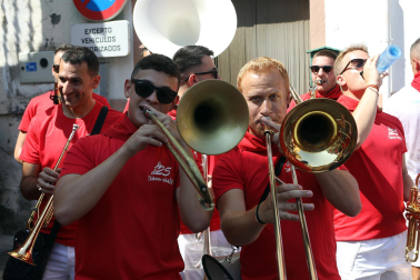 Cohete de inicio de las fiestas de Funes 2024.
