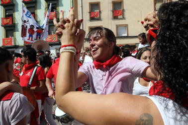Cohete de inicio de las fiestas de Funes 2024.