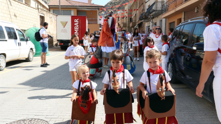 Fotos de la celebración de San Esteban chiqui en las fiestas de Arguedas.