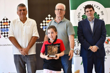 Paula Cuadra Pérez, tercera clasificada en sub 8.
