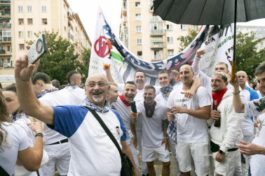 Fotos del cohete de fiestas de Burlada./