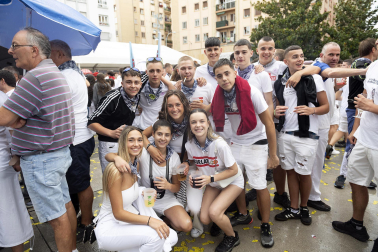 Fotos del cohete de fiestas de Burlada./