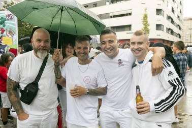 Fotos del cohete de fiestas de Burlada./