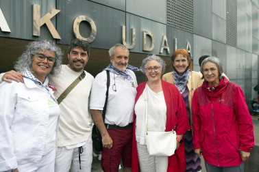 Fotos del cohete de fiestas de Burlada./