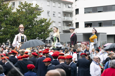 Fotos del cohete de fiestas de Burlada./