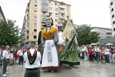Fotos del cohete de fiestas de Burlada./